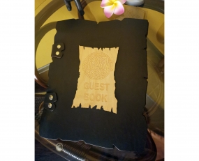 Фото: кожаная обложка в индивидуальном исполнении кожаная обложка меню для ресторана